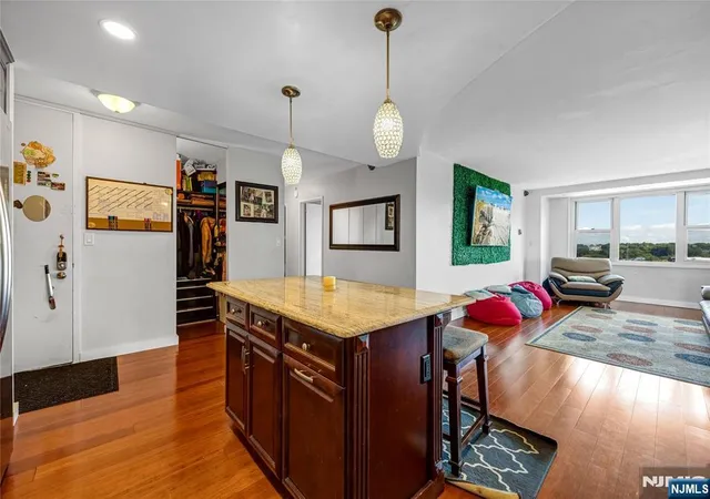 Photo 3 of Condo for sale at 555 North Ave #11E, Fort Lee, NJ 07024 | MLS# 26029964 | Listing updated on 2026-09-13