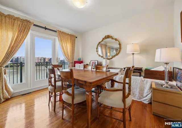Photo 4 of Condo for sale at 249 The Promenade, Edgewater, NJ 07020 | MLS# 26030011 | Listing updated on 2026-08-29