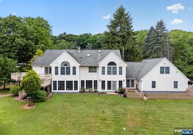 4th image of 251 Mountain Rd, Sparta, NJ 07871 | MLS# 26030080