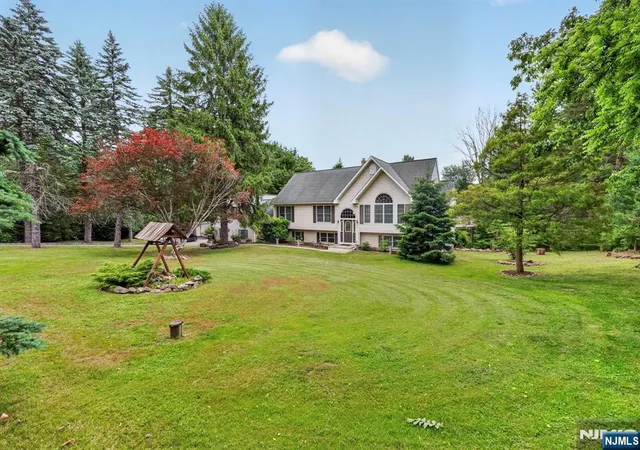 44th image of 251 Mountain Rd, Sparta, NJ 07871 | MLS# 26030080