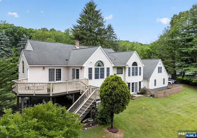 5th image of 251 Mountain Rd, Sparta, NJ 07871 | MLS# 26030080