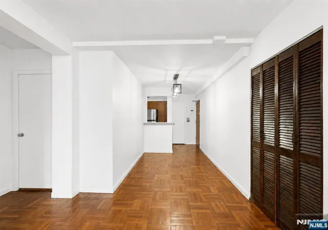Listing Photo 2 - Condo for sale in building located at 208 Anderson, Hackensack, NJ 07601 - Unit #Nf3