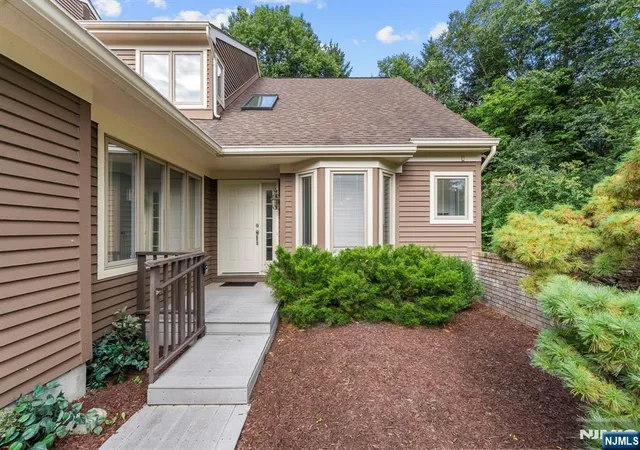Townhouse for sale at 239 Westervelt Ln, Mahwah, NJ 07430 | MLS# 26030230