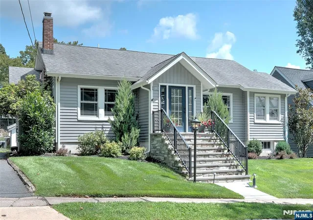Photo 3 of Sale Pending at 10 Marion Rd, Verona, NJ 07044 | MLS# 26030416 | Listing updated on 2026-08-31