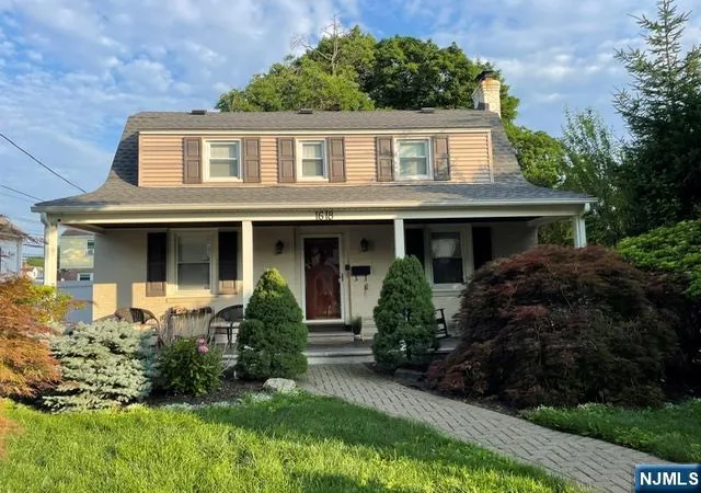 Photo 1 of Single family home for sale at 16 18 Morlot Ave, Fair Lawn, NJ 07410 | MLS# 26030436 | Listing updated on 2026-09-06