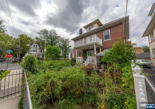 Photo 2 of Single family home for sale at 300-302 Ridge St, Newark, NJ 07104 | MLS# 26030659 | Listing updated on 2026-08-28