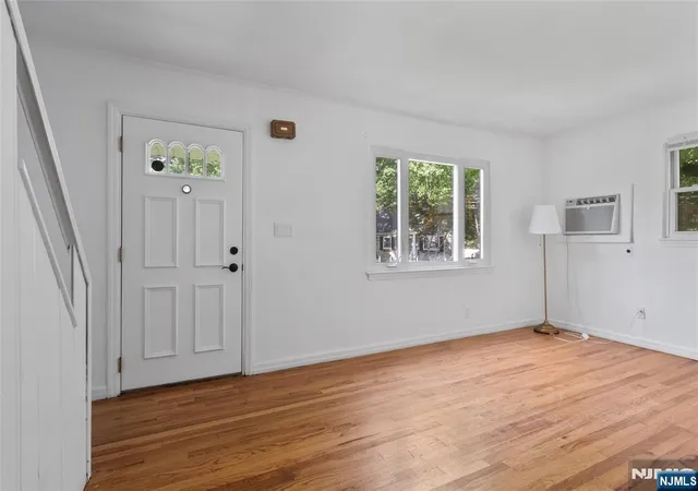 Photo 3 of Sale Pending at 674 Briarcliff Ave, Maywood, NJ 07607 | MLS# 26031015 | Listing updated on 2026-09-03