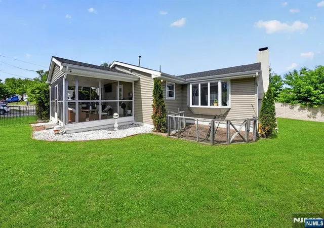 44th image of 840 Lopatcong St, Belvidere, NJ 07823 | MLS# 26031150