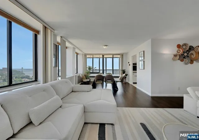 Photo 4 of Condo for sale at 200 Winston Dr #2504, Cliffside Park, NJ 07010 | MLS# 26031160 | Listing updated on 2026-08-27