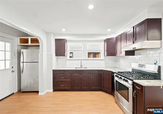 Photo 4 of Sale Pending at 18 Winfield St, West Orange, NJ 07052 | MLS# 26031163 | Listing updated on 2026-10-13