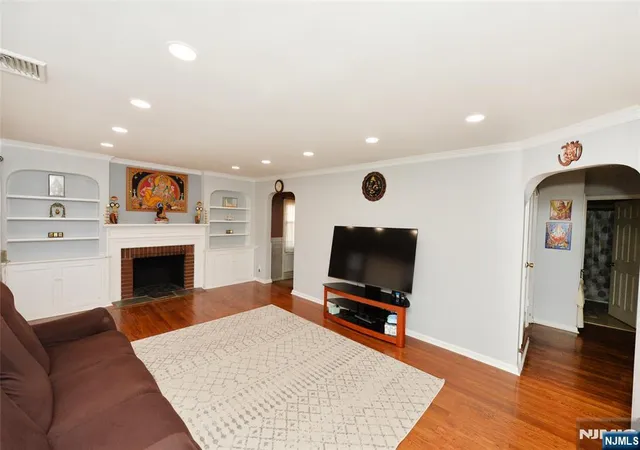 Photo 3 of Sale Pending at 4 12 Kenneth Ave, Fair Lawn, NJ 07410 | MLS# 26031316 | Listing updated on 2026-09-02