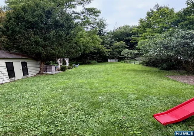 18th image of 837 Circle Ave, Franklin Lakes, NJ 07417 | MLS# 26031669