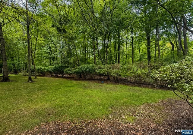 Photo 3 of Condo for sale at 151 Prestwick Wy #151, Edison, NJ 08820 | MLS# 26031682 | Listing updated on 2026-09-24