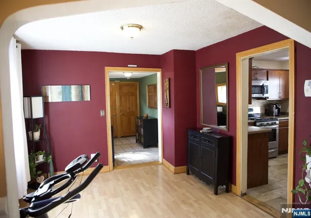 Photo 4 of Single family home for sale at 81 Prospect Ter, Teaneck, NJ 07666 | MLS# 26031900 | Listing updated on 2026-09-05