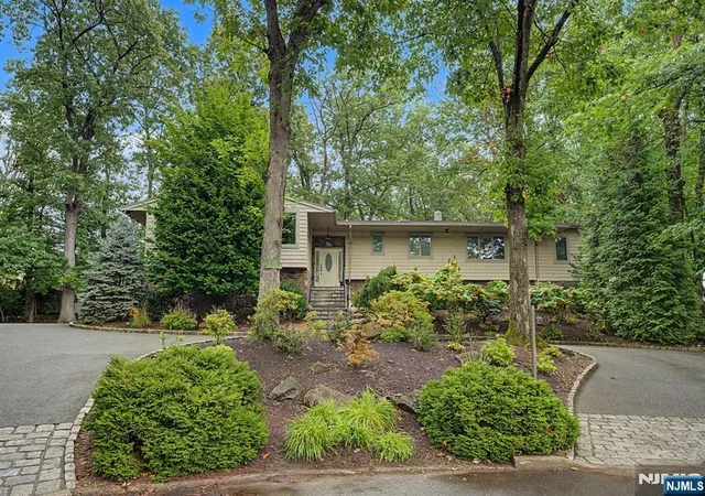 Single family home for sale at 45 Oxford Dr, Tenafly, NJ 07670 | MLS# 26031922