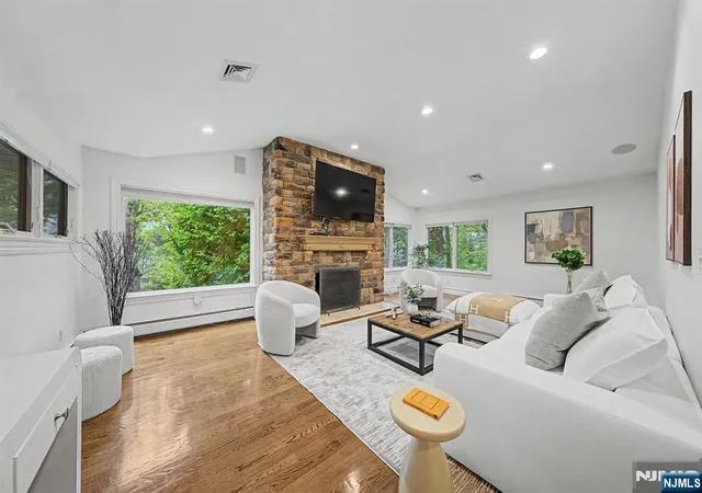 Photo 3 of Single family home for sale at 45 Oxford Dr, Tenafly, NJ 07670 | MLS# 26031922 | Listing updated on 2026-09-18