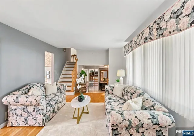 Photo 3 of Sale Pending at 33 Waling Dr, Wayne, NJ 07470 | MLS# 26032426 | Listing updated on 2026-09-11