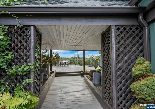 Photo 3 of Single family home for sale at 69 Cedar Pond Ln, Chester, NY 10918 | MLS# 26032766 | Listing updated on 2026-08-31