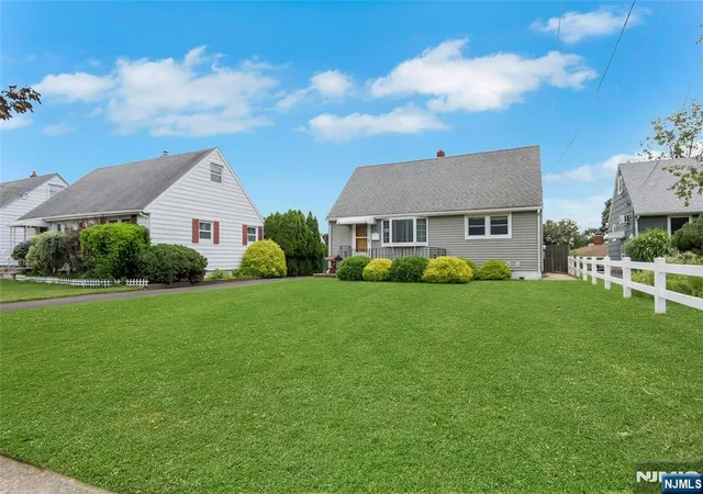 Photo 3 of Sale Pending at 77 High St, Clifton, NJ 07014 | MLS# 26032814 | Listing updated on 2026-09-11