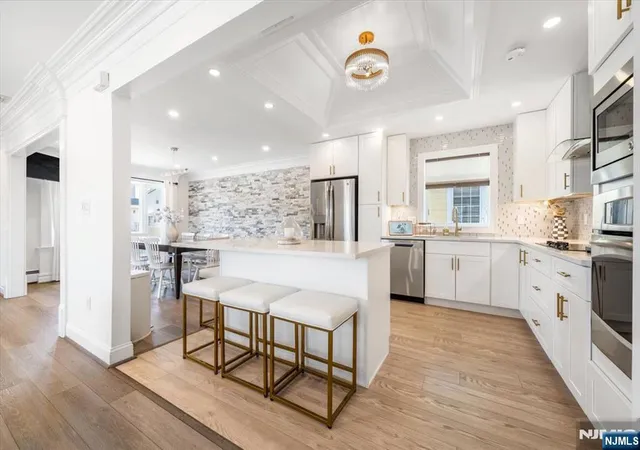 Photo 1 of Sale Pending at 535 Willow Ave, Lyndhurst, NJ 07071 | MLS# 26032831 | Listing updated on 2026-09-12