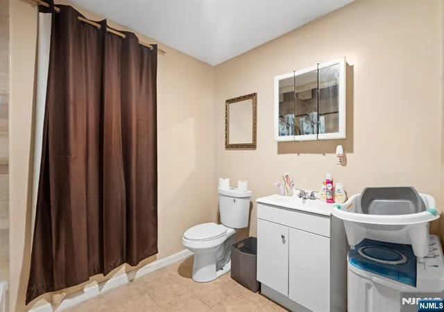 Listing Photo 5 - Condo for sale in building located at 83 Mercer St, Paterson, NJ 07524
