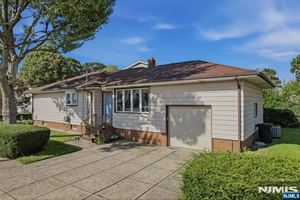 Photo 1 of Land for sale at 59 Huron Ave, Clifton, NJ 07013 | MLS# 26033594 | Listing updated on 2026-10-25