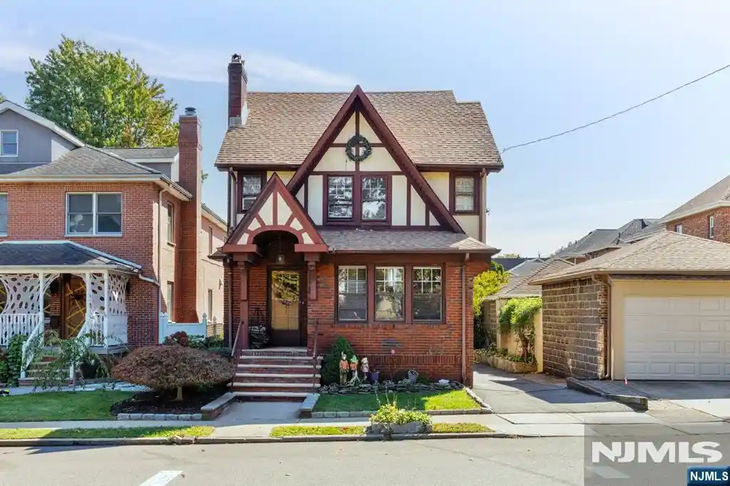 Photo 1 of Single family home for sale at 544 Highridge Ave, Cliffside Park, NJ 07010 | MLS# 26034710 | Listing updated on 2026-10-16