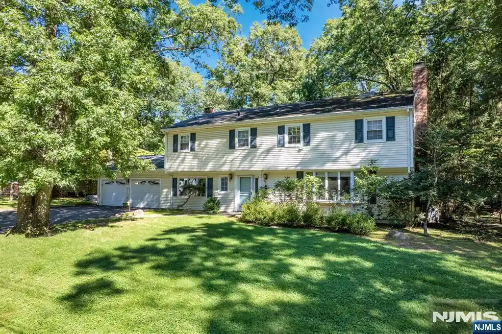 Single family home for sale at 11 Dogwood Ct, Mahwah, NJ 07430 | MLS# 26035902