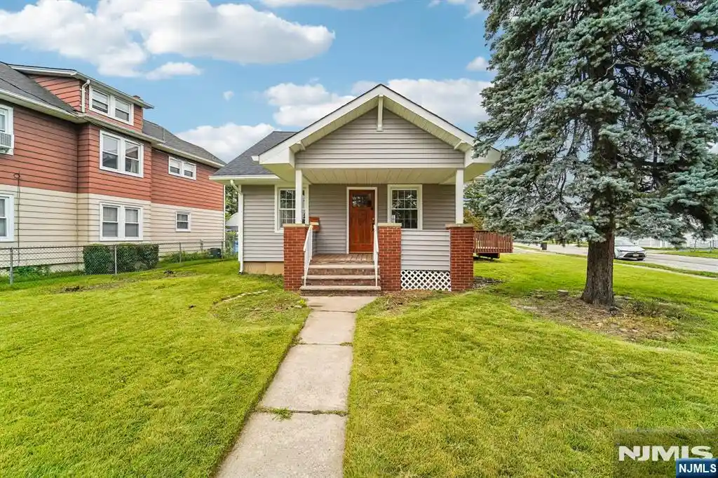 Photo 1 of Sale Pending at 119 Colfax Ave, Pompton Lakes, NJ 07442 | MLS# 26036407 | Listing updated on 2026-10-27