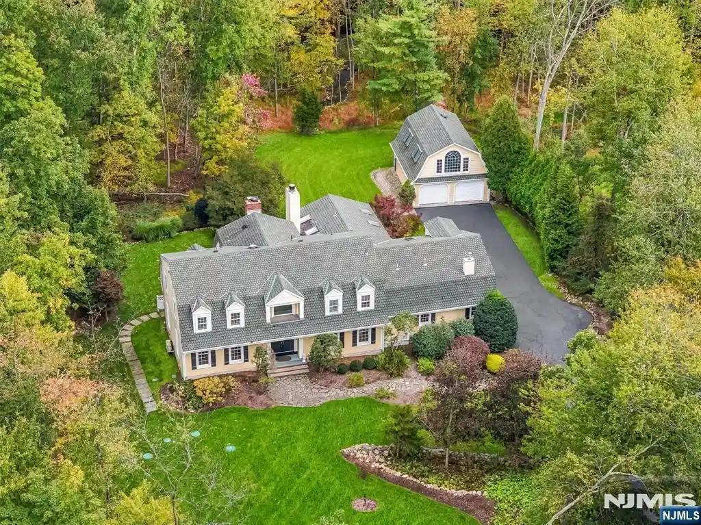 Photo 1 of Sale Pending at 22 Millstream Rd, Upper Saddle River, NJ 07458 | MLS# 26036735 | Listing updated on 2026-10-16