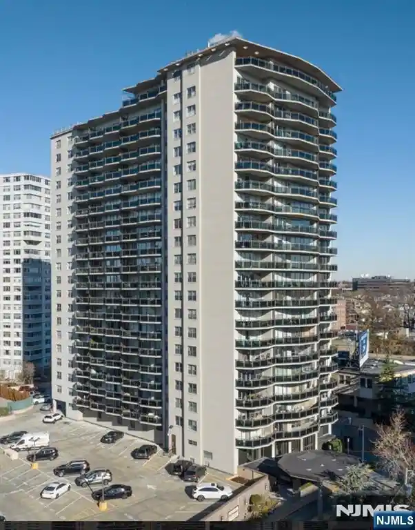 Photo 1 of Condo for sale at 2077 Center Ave #7J, Fort Lee, NJ 07024 | MLS# 26037295 | Listing updated on 2026-10-19