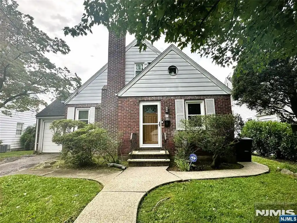 Photo 1 of Sale Pending at 40 Golf Ct, Teaneck, NJ 07666 | MLS# 26037467 | Listing updated on 2026-10-26