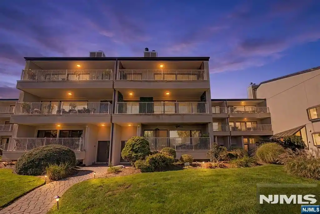 Townhouse for sale at 1225 River Rd #7D, Edgewater, NJ 07020 | MLS# 26038063