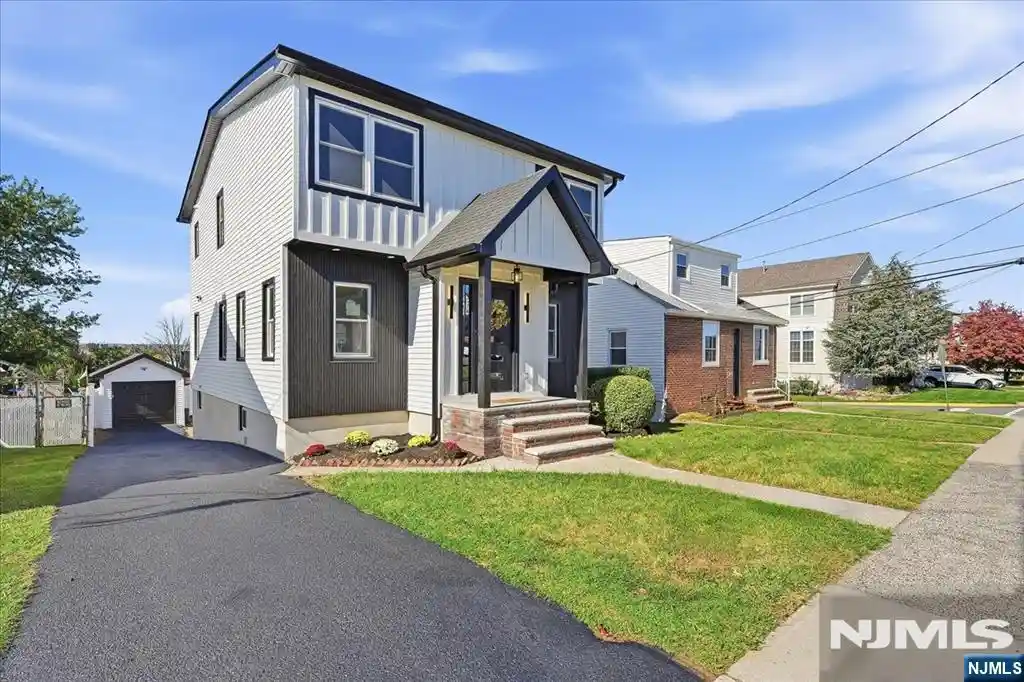 Photo 1 of Single family home for sale at 775 Chase Ave, Lyndhurst, NJ 07071 | MLS# 26038359 | Listing updated on 2026-10-27