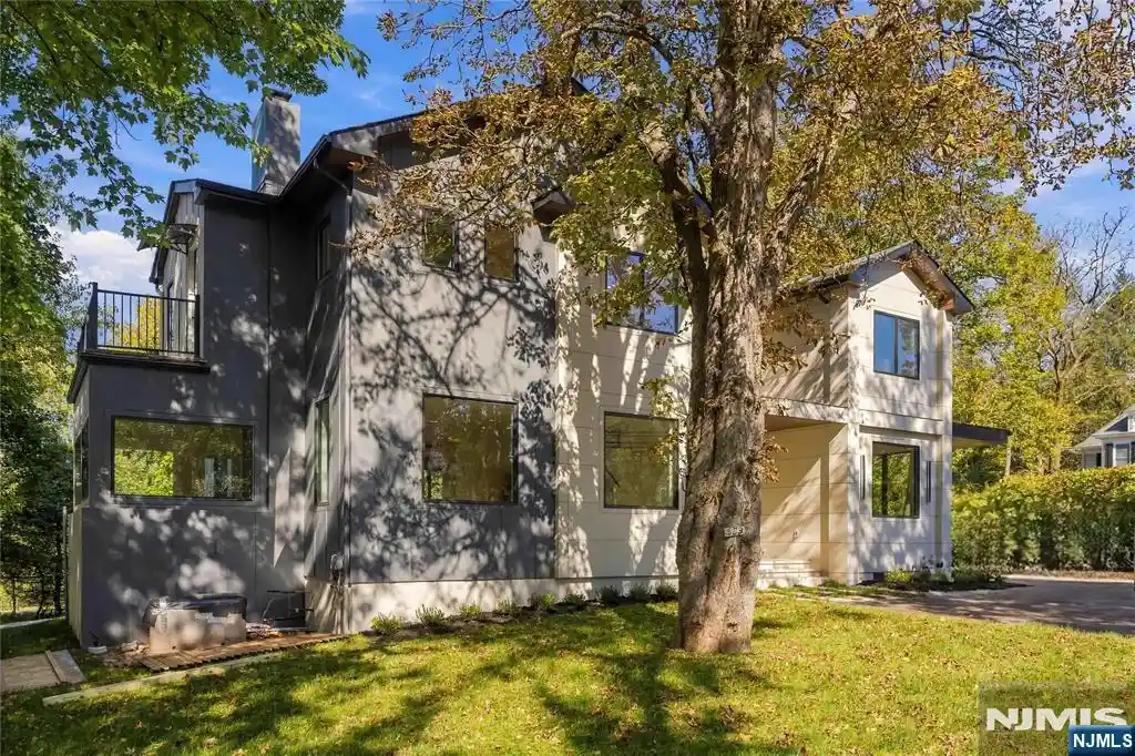 Photo 1 of Single family home for sale at 589 Piermont Rd, Demarest, NJ 07627 | MLS# 26038471 | Listing updated on 2026-10-29