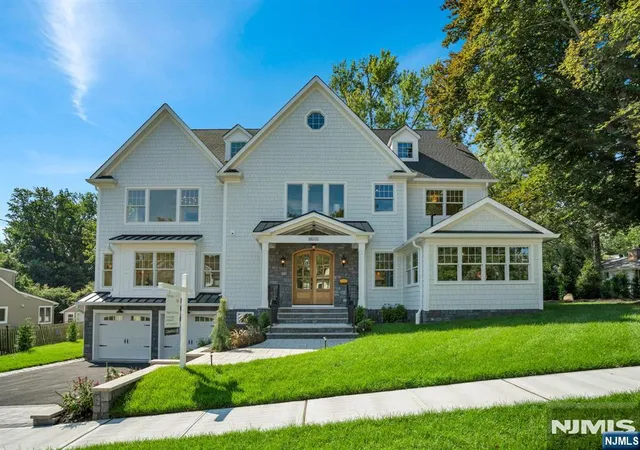 Photo 1 of Single family home for sale at 110 Blauvelt Ave, Ho Ho Kus, NJ 07423 | MLS# 26038990 | Listing updated on 2026-10-28