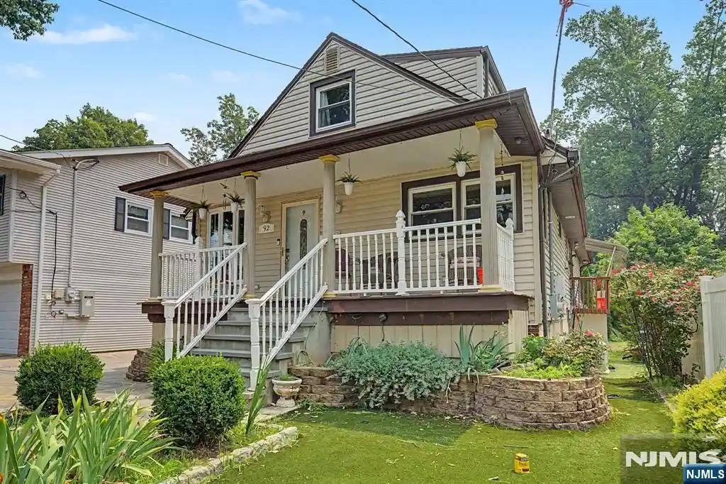 Photo 1 of Single family home for sale at 92 Blauvelt Ave, Bergenfield, NJ 07621 | MLS# 26039048 | Listing updated on 2026-10-18