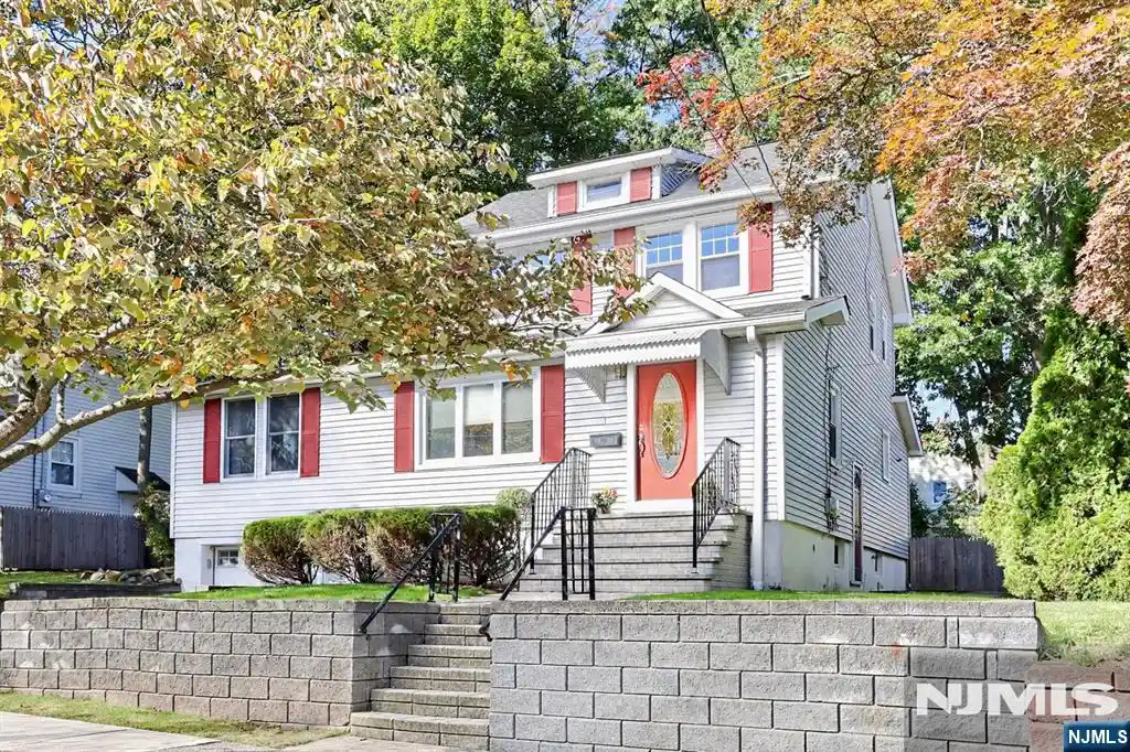 Photo 1 of Single family home for sale at 38 Windsor Rd, Oradell, NJ 07649 | MLS# 26039233 | Listing updated on 2026-10-29