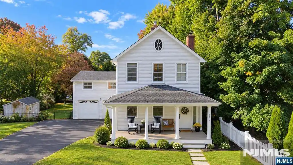Photo 1 of Single family home for sale at 120 Hill St, Midland Park, NJ 07432 | MLS# 26039564 | Listing updated on 2026-10-21
