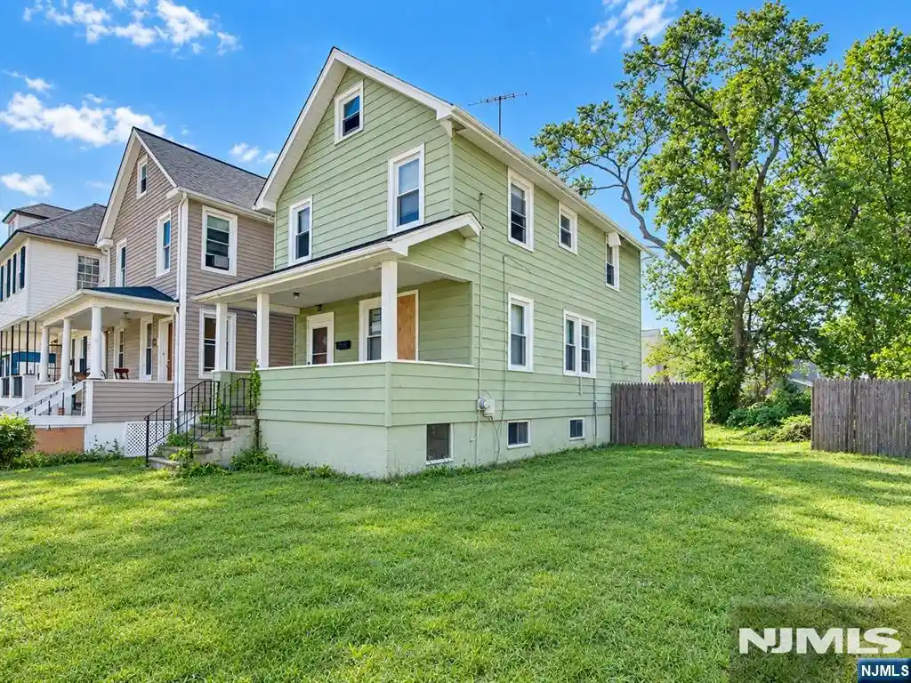 Photo 1 of Single family home for sale at 181 Berdan Pl, Hackensack, NJ 07601 | MLS# 26039591 | Listing updated on 2026-10-28