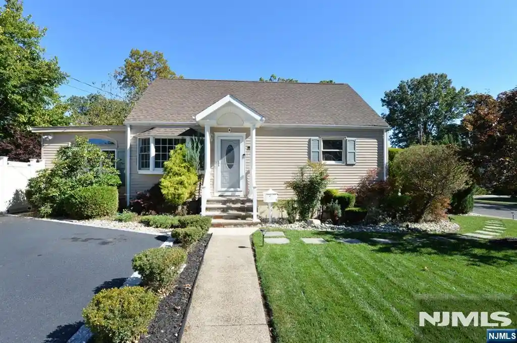 Photo 1 of Single family home for sale at 56 Wyandotte Ave, Dumont, NJ 07628 | MLS# 26039865 | Listing updated on 2026-10-28