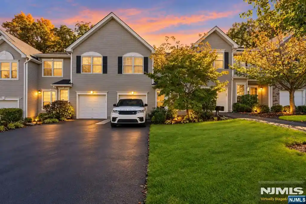 Townhouse for sale at 489 Green Mountain Rd, Mahwah, NJ 07430 | MLS# 26039911