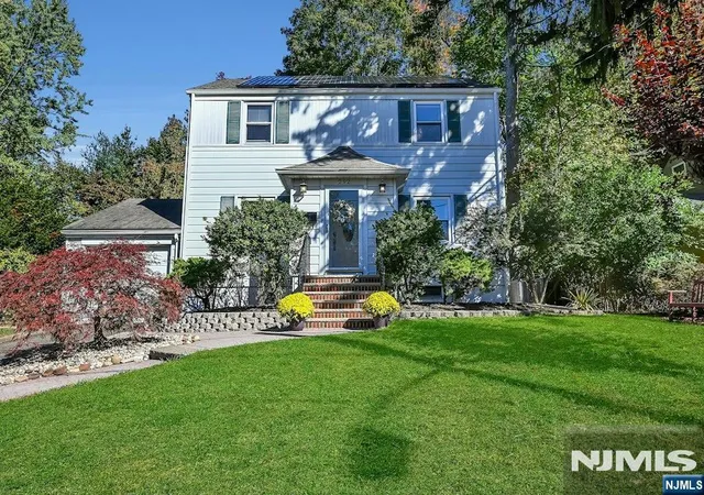 Photo 1 of Single family home for sale at 292 Kensington Rd, River Edge, NJ 07661 | MLS# 26040119 | Listing updated on 2026-10-30
