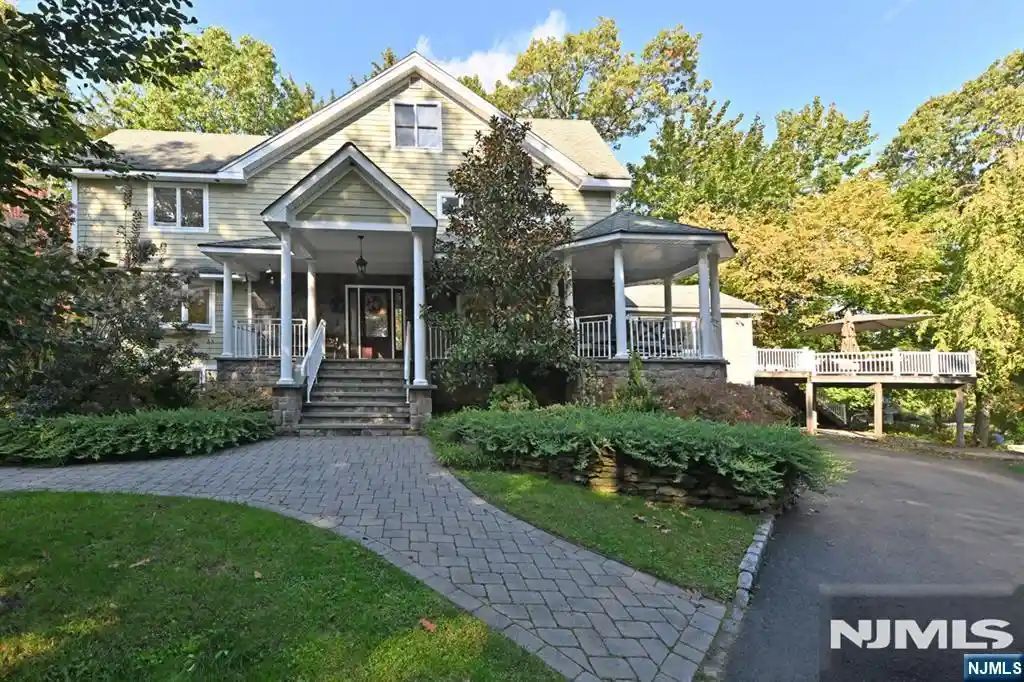 Photo 1 of Single family home for sale at 176 Werimus Rd, Woodcliff Lake, NJ 07677 | MLS# 26040134 | Listing updated on 2026-10-21