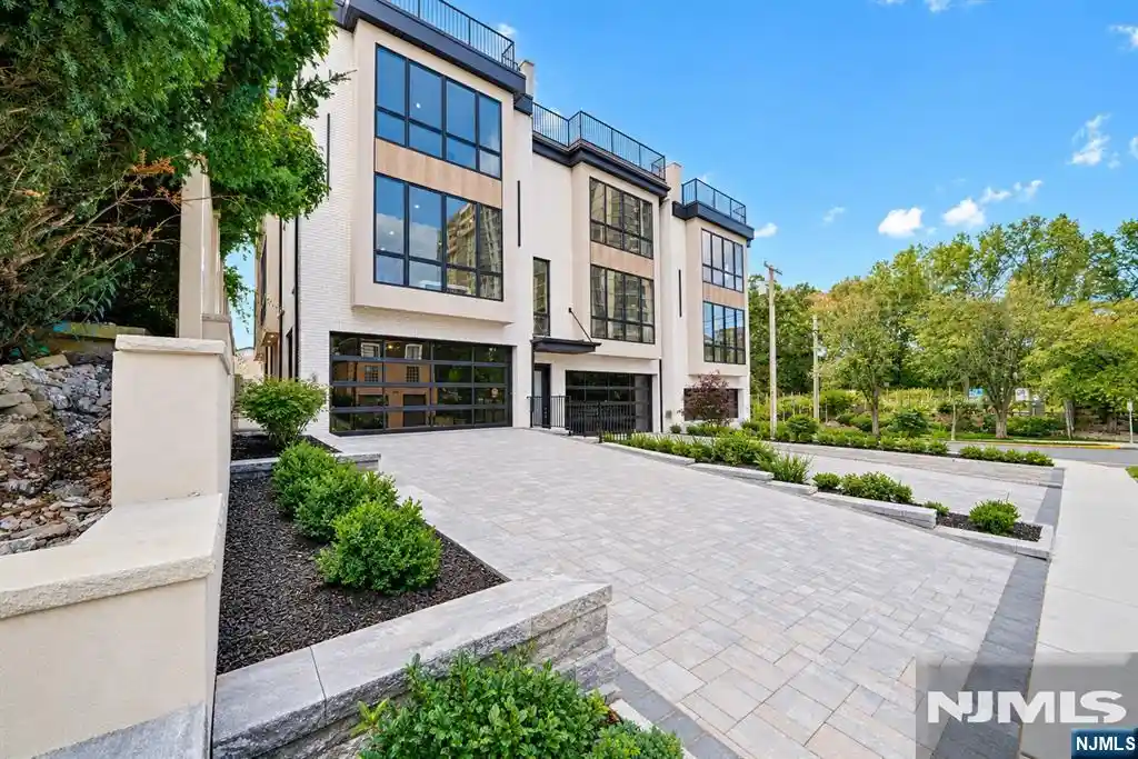 Townhouse for sale at 474 Palisades Blvd, Fort Lee, NJ 07024 | MLS# 26040275