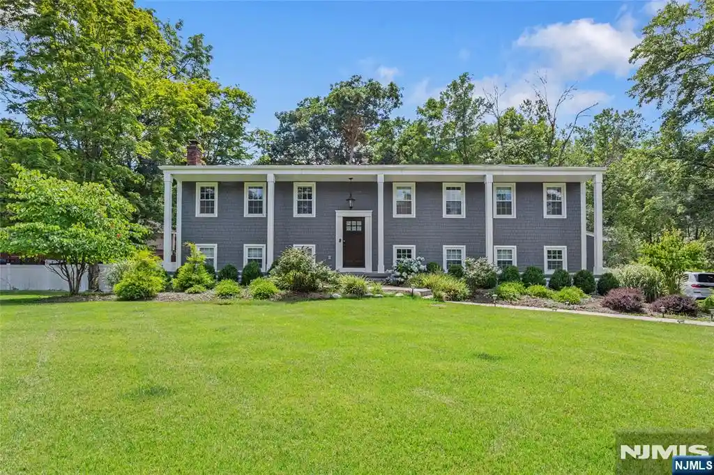 Single family home for sale at 9 Glen Gray Rd, Oakland, NJ 07436 | MLS# 26040494