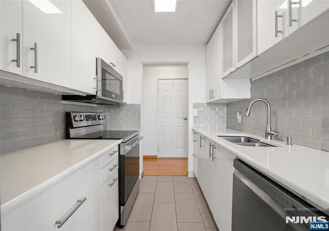 Photo 3 of Condo for sale at 9019 Wall St #3E, North Bergen, NJ 07047 | MLS# 26040585 | Listing updated on 2026-10-31