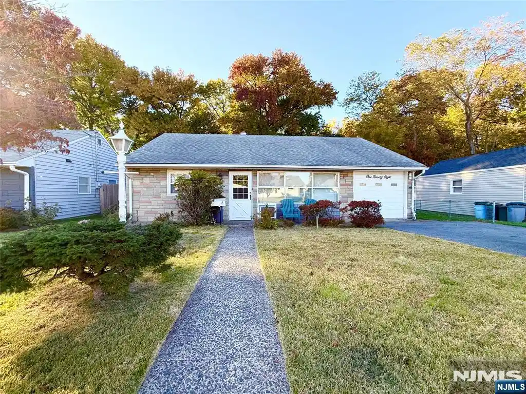 Photo 1 of Land for sale at 198 Howard Ave, Rochelle Park, NJ 07662 | MLS# 26040765 | Listing updated on 2026-10-30