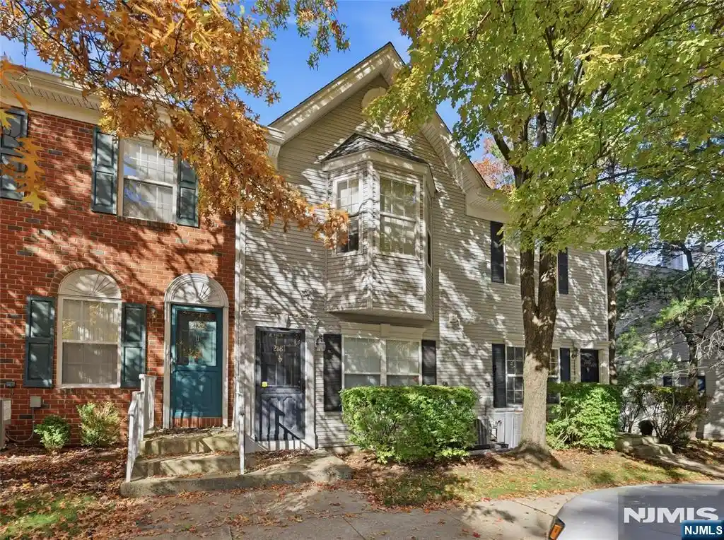 Photo 1 of Townhouse for sale at 2181 Kent Ct, Mahwah, NJ 07430 | MLS# 26040888 | Listing updated on 2026-10-28