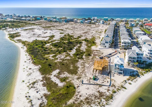 5th image of 23 Seaside Cir, Navarre, FL 32566 | MLS# 777070